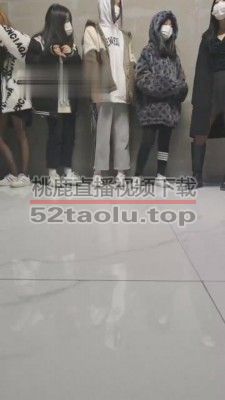 【开发素人】5S素人-精神小妹暴力踢踹打 bf5807