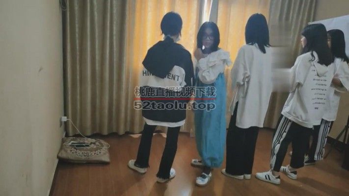 【最抗揍M】精神小妹学生主群殴【中】 bf12378