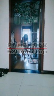 【苏曼德拉】3S剧情-偷闻邻居家的玉足【完整版】 bf30861