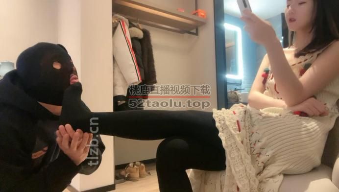 【南纯熙】鞭打/狂吸黑丝脚/人体座椅/转胯/裸足恋足舔 bf37995