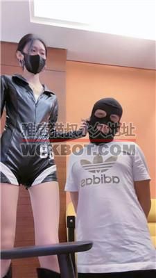 【陈莹斯】揪耳朵/长时间罚跪/高跟崇拜/物化鞋架/骑脖 JS240409-5