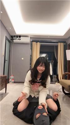 【猴歌】骑马狗爬-皮鞋白袜踩虐 bf51625