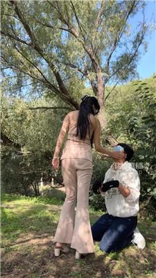 【卡莎女帝】户外犬化场 bf57775