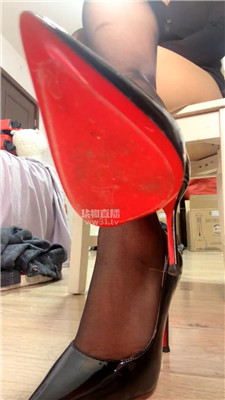 【咬猫】嘲笑惨死诅咒的母狗妈    260401-2