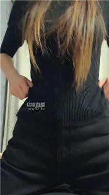 【斑斑】小母狗缺钱让大哥玩了 JS260409-28