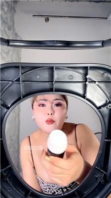 【小姨】网袜圣水马桶视角    260411-29