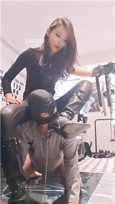 【靴嘉倪】骑马犬化-高跟长靴踩踏 bf62244