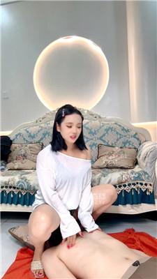 【婉瑶】坐脸窒息-高跟踩踏 JS260417-14