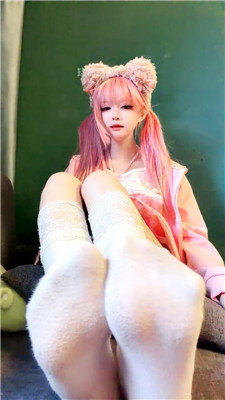 【奶味小仙女】白袜绞杀    260417-6