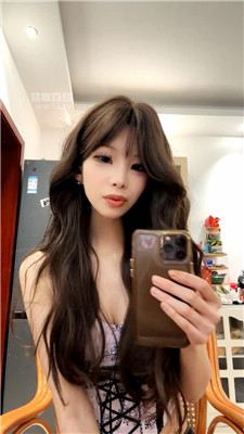 【指针】爸爸偷闻我的袜子被发现后    260417-16