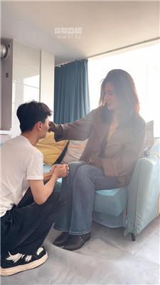 【布知名博主】长靴女神碾压踩虐 JS260419-25