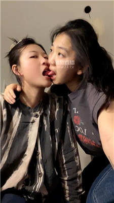 【叉烧饱】S吻调教闻脚    260419-4