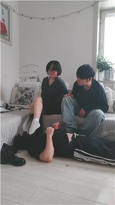 【吴迪】情侣主的脚下贱奴【双视角版】 JS260421-19