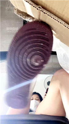 【Cat】空军白袜裸足释放    260421-2