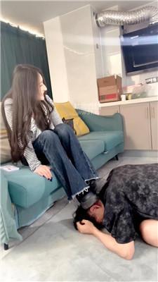 【布知名博主】羞涩白袜女神首调 bf62480