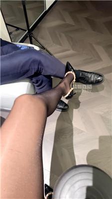 【七七】高跟黑丝美腿诱惑虐杀 JS260425-23