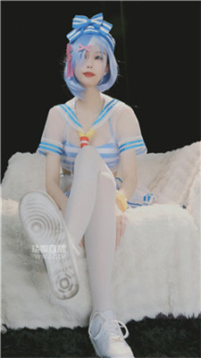 【指针】蕾姆白丝裸足    260424-18