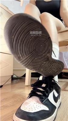 【咬猫】酸臭鞋袜狂炸阳伟早些狗    260425-7