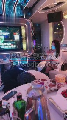 【梦涵】陪酒小妹KTV虐待双狗 bf5277