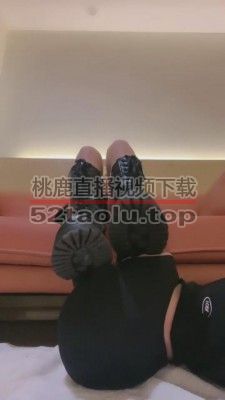 【甜依】脚奴必看-长靴小白袜舔到哭 bf6306