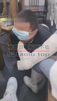 【萝莉糖糖】火锅店边吃边调狗 bf6363