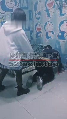 【开发素人】极品美女小刘暴力tj男神 bf7332
