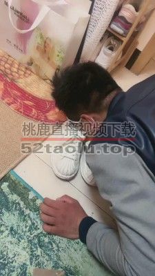 【鹿梦兮】闻御姐运动后的白袜 bf11318