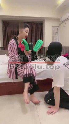 【鑫儿教头】圈养狗吵醒主人的下场 bf13476