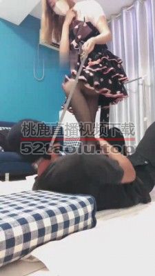 【小野美少女】萝莉主黑丝脚羞辱 bf14680