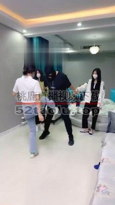 【精神小妹】多位素人学生S暴力提档 bf17885