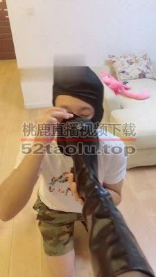 【奶味茶茶】舔闻长靴黑丝/裸足深喉 bf18603