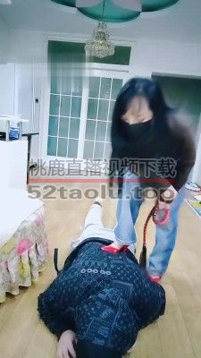 【柒柒女王】大学生狗爬过来求虐 bf19493