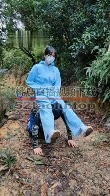 【暴力美学】户外调教-你把鞋底刷舌头/踩踏/藤条sp bf22013