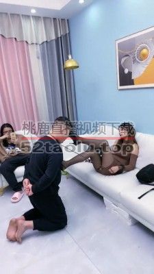 【麋鹿银儿】高跟鞋踩狗舌头/强制鞭打/黑丝踩踏 bf25266