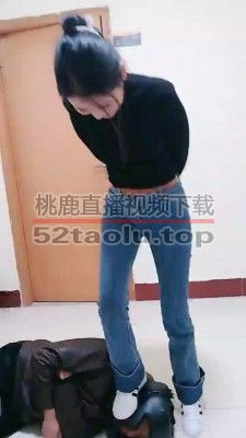 【孤傲女帝】超暴力小白鞋踢踹【双视角版】 bf26255