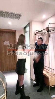 【宸宸】长靴黑丝S-吊绑耳光虐乳狂虐 JS23043001