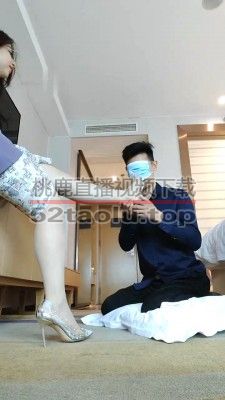 【广州丝主】上司下跪做狗/嘴叼高跟/嘴洗丝袜 bf28487