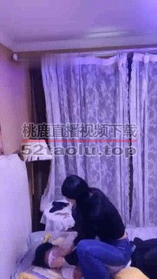 【佳佳】牛仔裤里丝强制开发表哥/踩踏深喉浓痰 bf28720