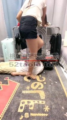 【伊兮夫妻】高跟踩踏/脚插嘴/手捂窒息 bf29883