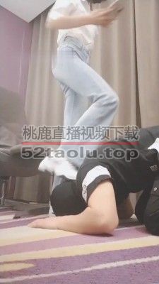 【美娜格格】御姐小白鞋白袜-踩狗头/原味辱/舔裸足脚趾 bf30212