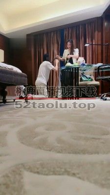 【长沙雪王】狗链遛狗/骑马/黑丝高跟踩虐/喝圣水咀嚼物 bf31937