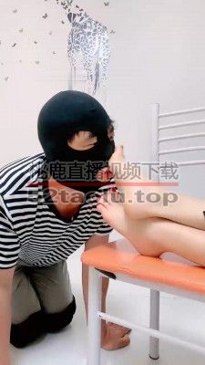 【蜜糖情侣】近距离裸足闻舔恋足调 bf33005