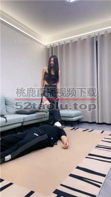 【cc.s】近距离白袜裸足闻舔/踩踏/鞭打 bf34789