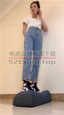 【文文sama】AJ全体重踩脸/内裤套头 bf35759