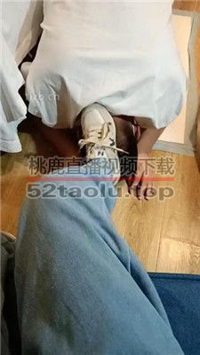 【颜可大大】运动后原味白袜恋足调/圣水泡面 JS231119-4