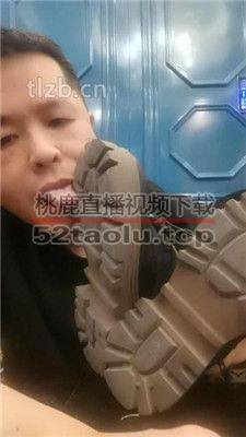 【文文文文】KTV-舔素人的短靴脏棉袜裸足 JS231210-7