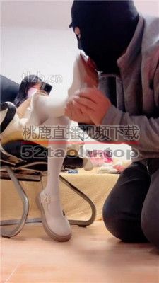 【奶味小仙女】洛丽塔S-皮鞋白袜踩虐哥哥-脚底喂食 bf37069