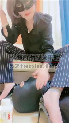 【高傲】臭脚极限插嘴/赏赐圣水 JS240106-7