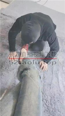 【灵竹】红高跟恋足跪舔/吮吸脚趾 bf38616