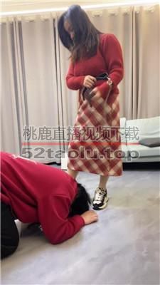 【素人挖掘机】宝妈邻居-运动鞋肉丝踩/打板子/骑马转胯 bf38928